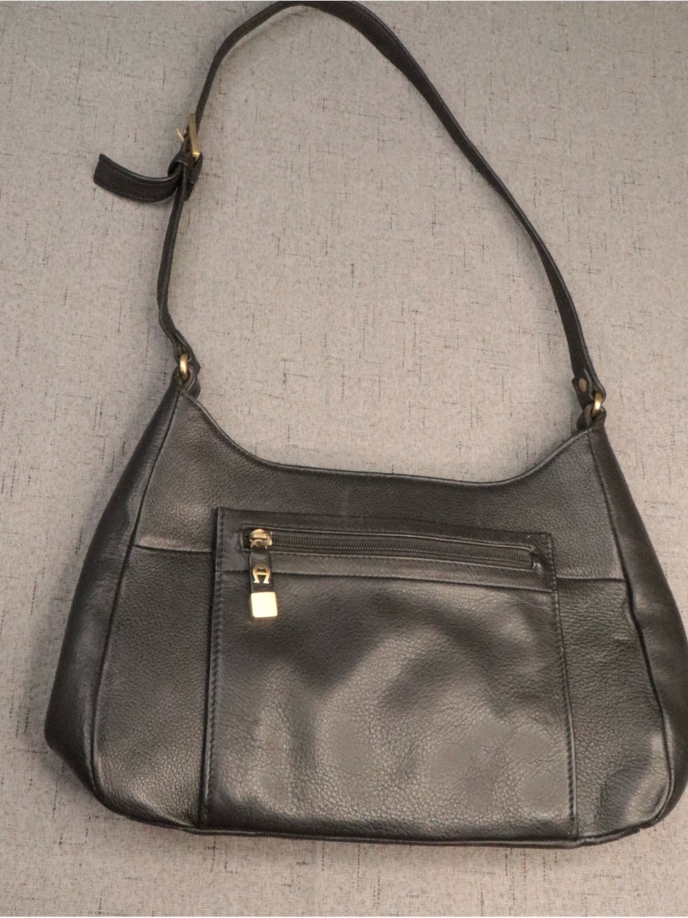 Etienne Aigner Black Genuine Leather Shoulder Bag Plaid Lining Hobo Purse